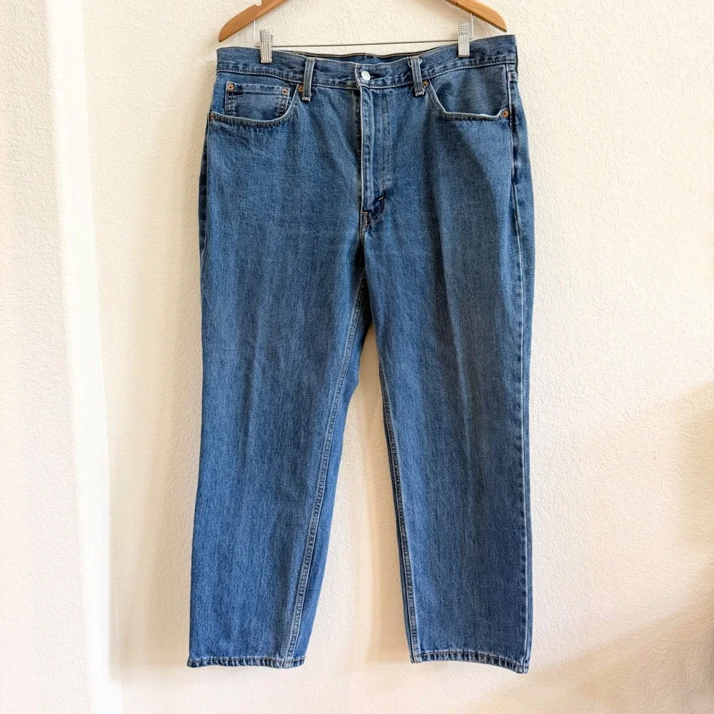 Levis measurements length
